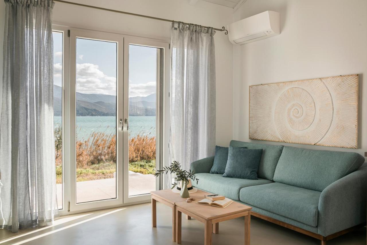 Apollonides Seafront Villa 2 Melete 릭수리 외부 사진