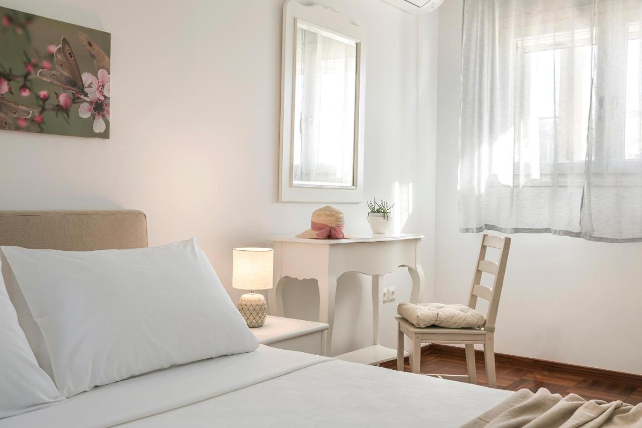 Apollonides Seafront Villa 2 Melete 릭수리 외부 사진