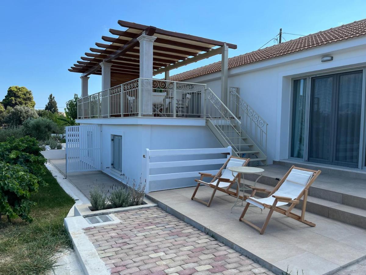 Apollonides Seafront Villa 2 Melete 릭수리 외부 사진